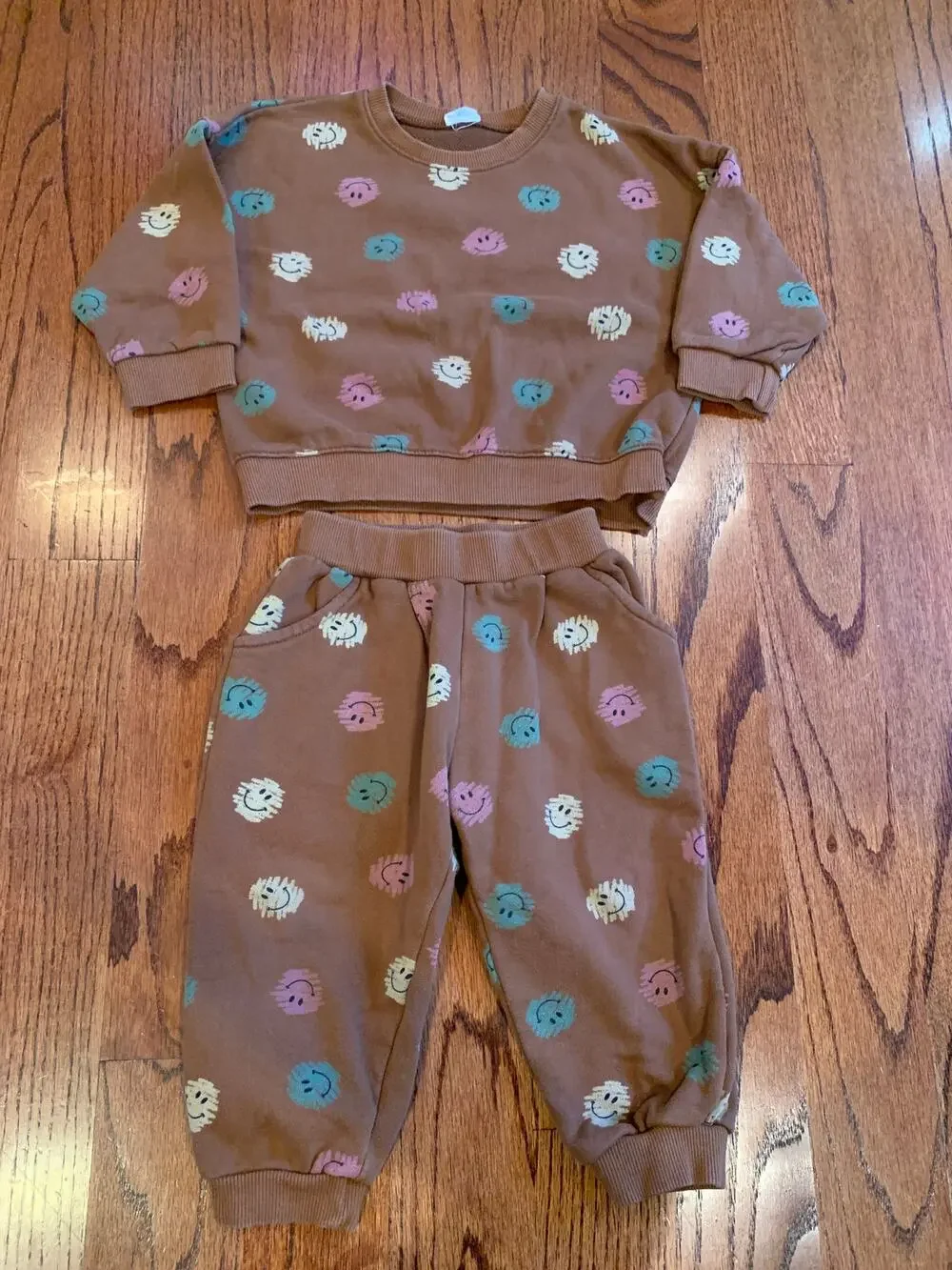 Smitn Bebe Scribble Happy Face Cotton Matching Sweatsuit Set | Brown | Small